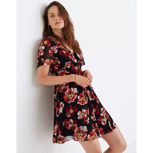 Madewell Tulip Sleeve Mini Dress Size 2 French Rose Floral Black Pink Red V Neck - Picture 13 of 13